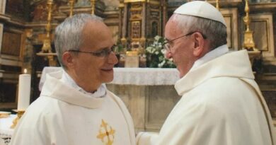 Igreja Católica elege primeiro papa norte-americano: Robert Prevost assume como Leão XIV