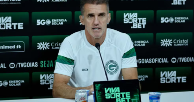 Mancini lamenta ausência de Luiz Felipe e destaca atuação do CRB