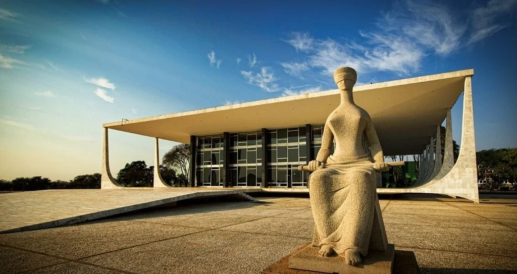 STF estabelece nova regra: Redes Sociais devem responder por publicações ilícitas no Brasil