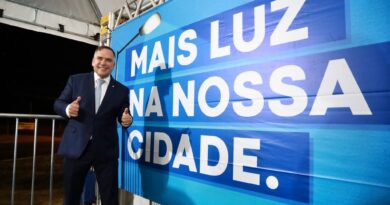 Prefeito Sandro Mabel leva iluminação de LED a 142 bairros da região Sudoeste Modernização da iluminação pública da região vai beneficiar mais de 260 mil