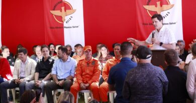 Daniel Vilela inaugura quartel dos Bombeiros e Feira do Produtor em Novo Gama