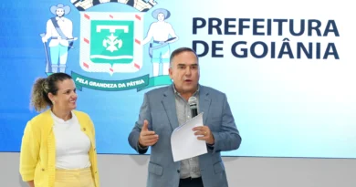 Prefeito Sandro Mabel participa do 1º Encontro Embaixadores da Educação no Rio de Janeiro
