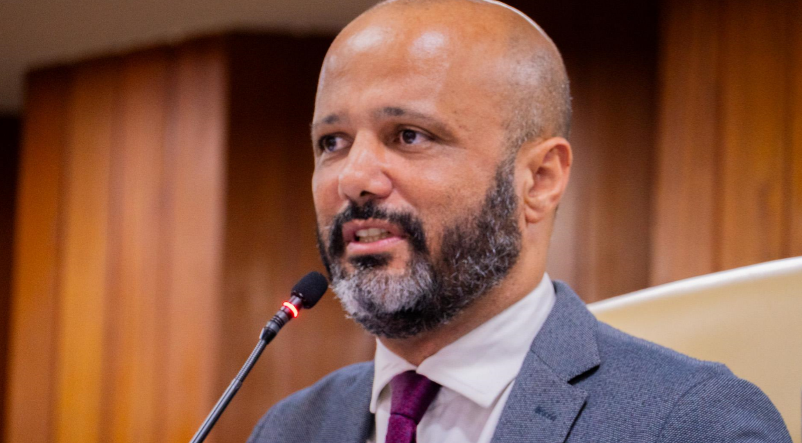 Terça-feira de vitórias para Major Vitor Hugo na Câmara Municipal