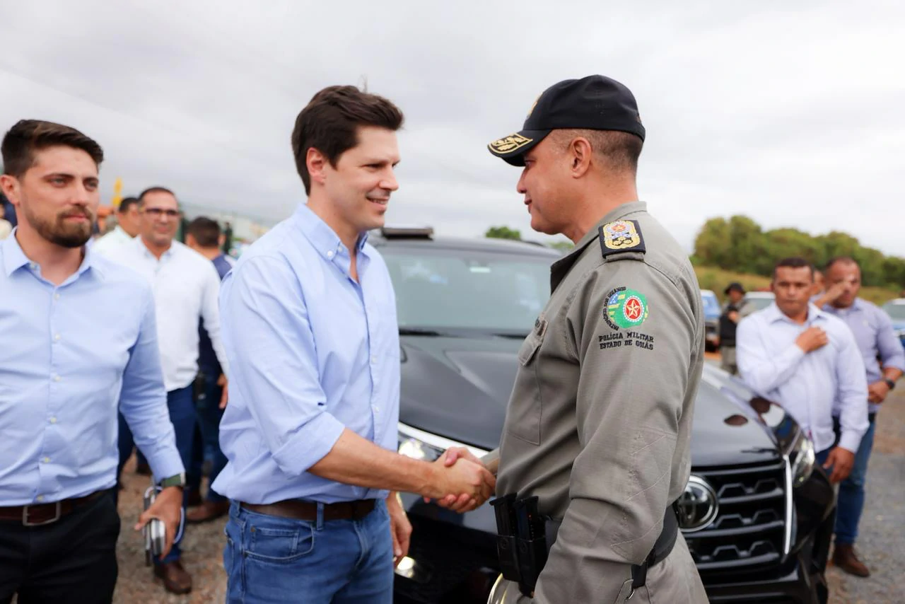 Daniel Vilela inaugura nova escola em Aparecida de Goiânia e reforça meta de substituir unidades de placas