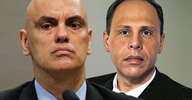 Ex-assessor de Moraes, Eduardo Tagliaferro, é levado a delegacia na Itália