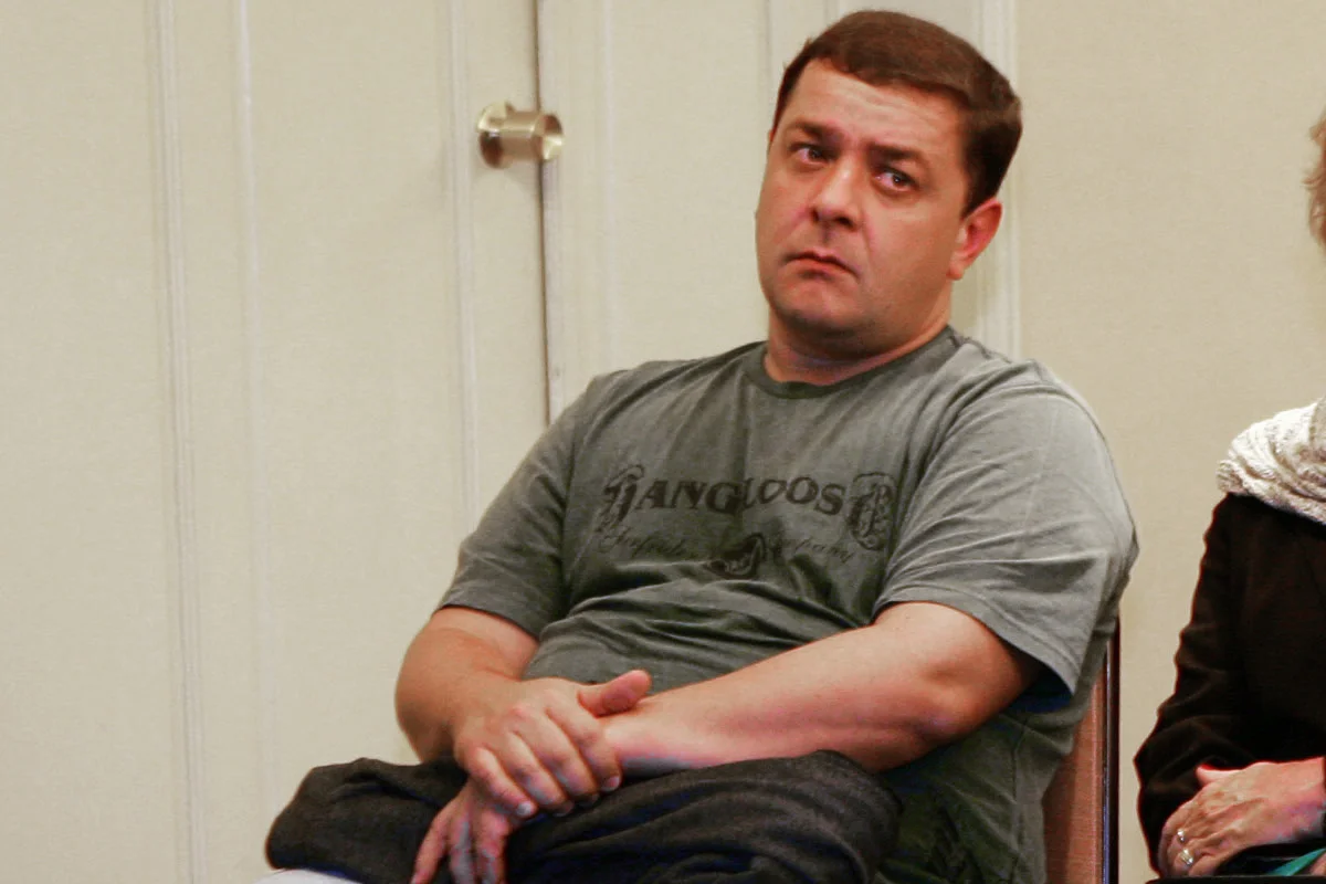 Lulinha foi com Careca do INSS para Portugal na 1ª classe, mostram documentos da PF