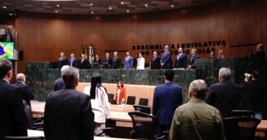 Assembléia Legislativa de Goiás honra líderes políticos que fizeram história em Goiás, em sessão solene