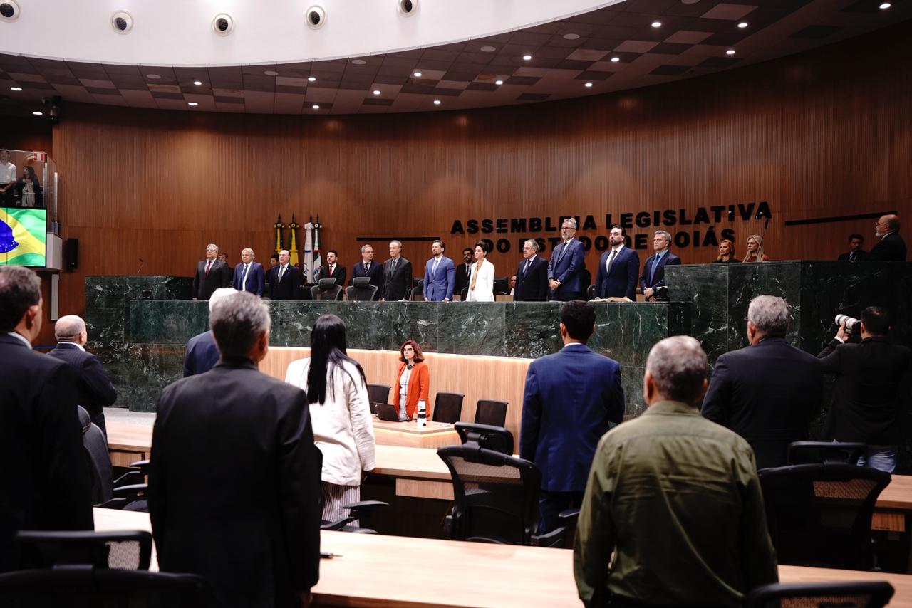 Assembléia Legislativa de Goiás honra líderes políticos que fizeram história em Goiás, em sessão solene