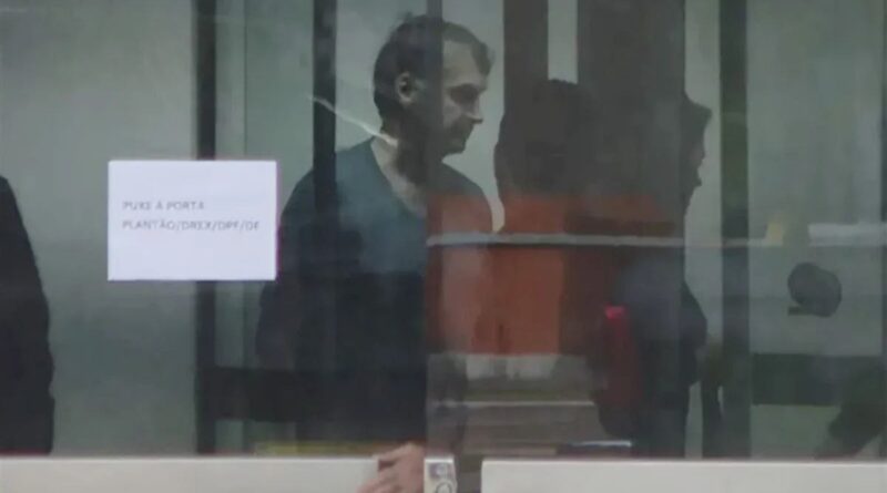 Defesa solicita ultrassom urgente para Bolsonaro na prisão Defesa solicita ultrassom urgente para Bolsonaro na prisão