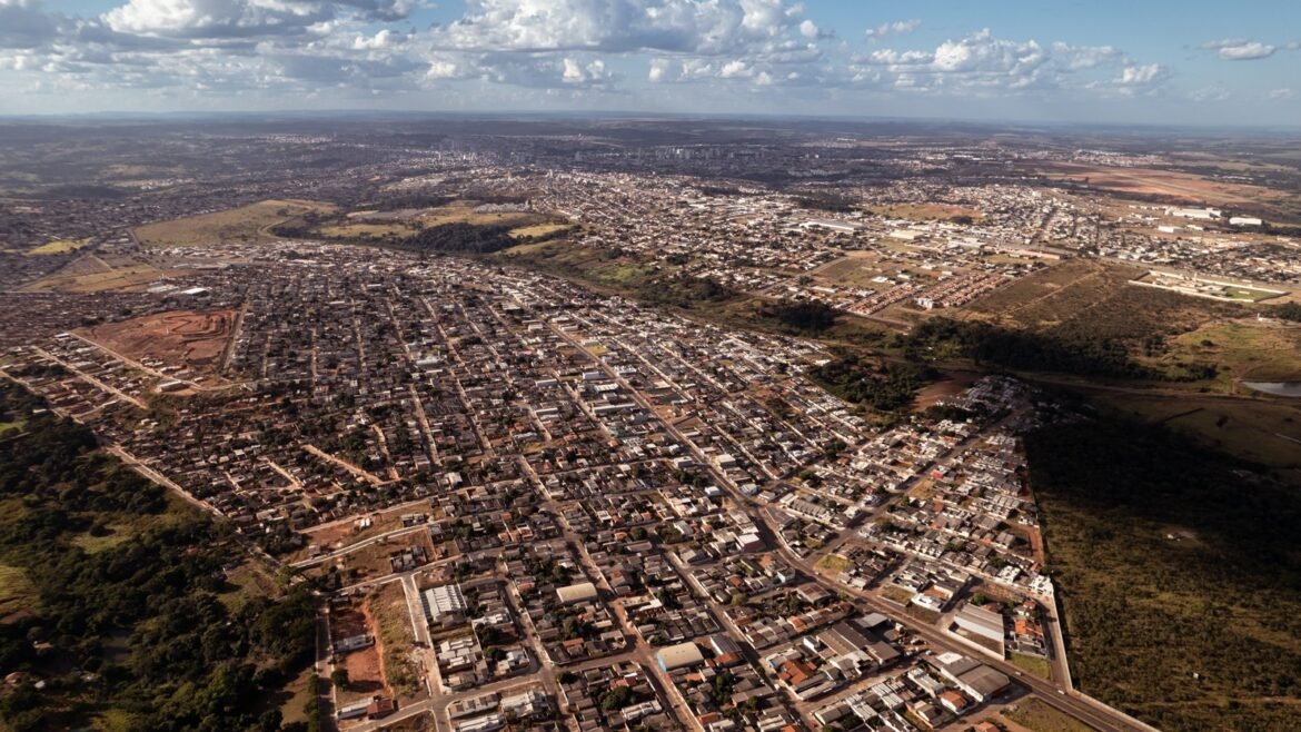 Vista aérea de Anápolis, cidade que recebe a Feira do Empreendedor; arquivo de 2023