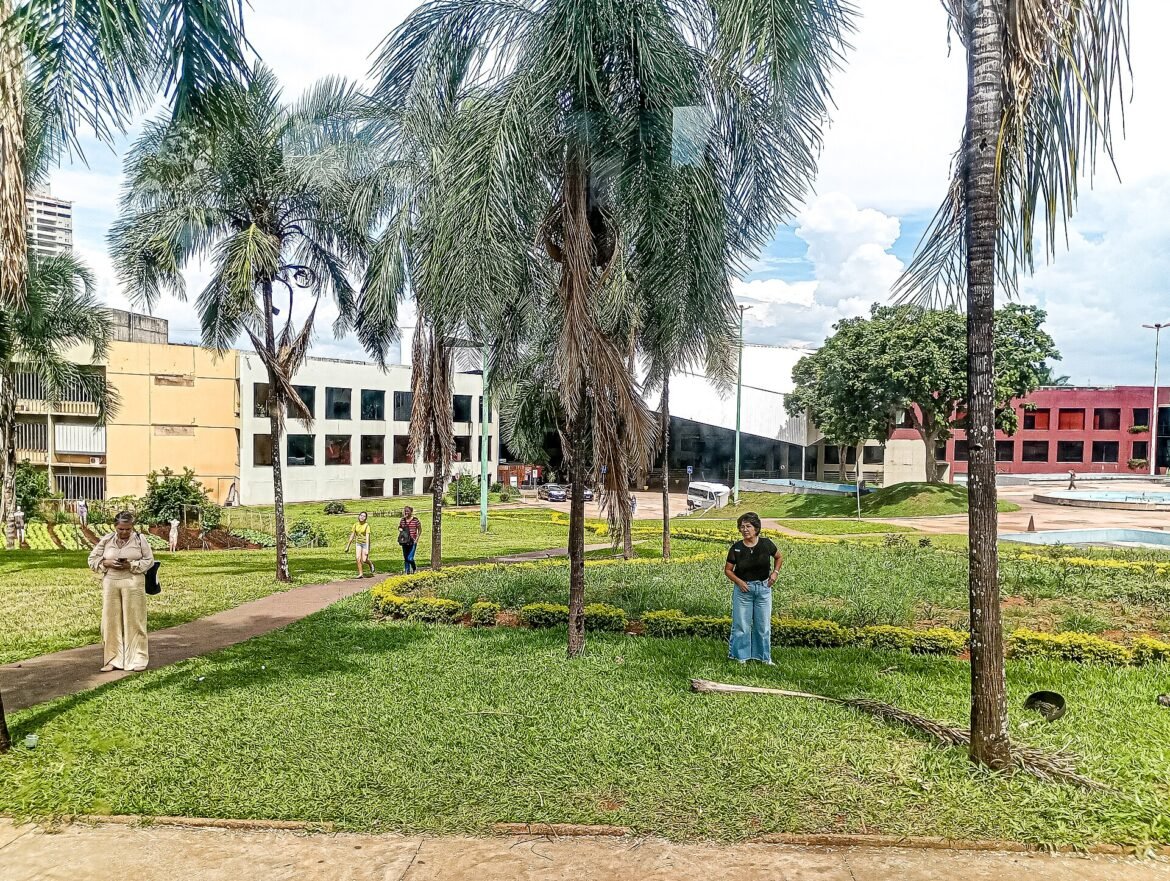 Fachada do Paço Municipal de Goiânia.